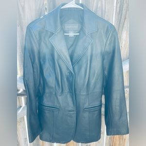 Relativity Women’s Genuine Black Leather Jacket size small